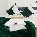 Daire Filmap-apartments-zentrale Lage-boxspringbett-beamer-popcorn-gratis Parkplatz *