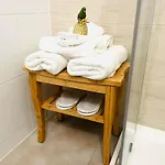 Filmap-apartments-zentrale Lage-boxspringbett-beamer-popcorn-gratis Parkplatz * Görlitz