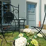 Daire Filmap-apartments-zentrale Lage-boxspringbett-beamer-popcorn-gratis Parkplatz
