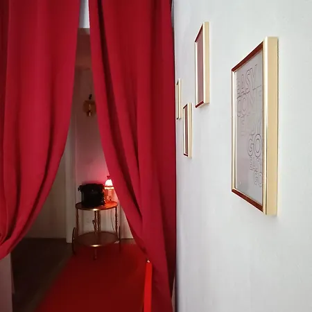 Filmap-apartments-zentrale Lage-boxspringbett-beamer-popcorn-gratis Parkplatz *