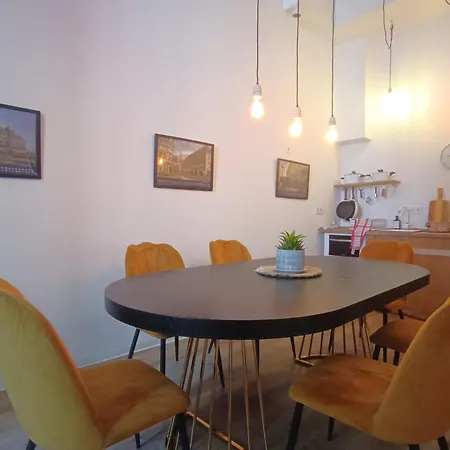 Filmap-apartments-zentrale Lage-boxspringbett-beamer-popcorn-gratis Parkplatz *