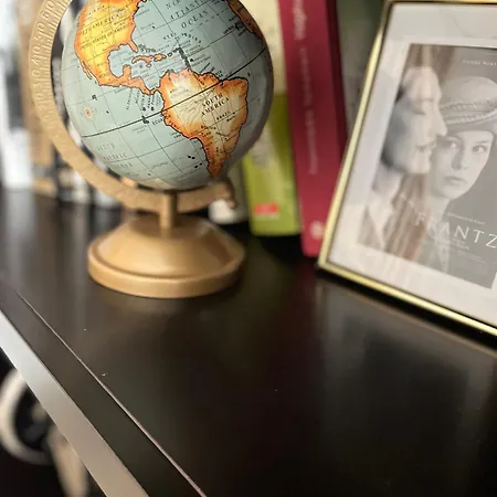 Filmap-apartments-zentrale Lage-boxspringbett-beamer-popcorn-gratis Parkplatz *