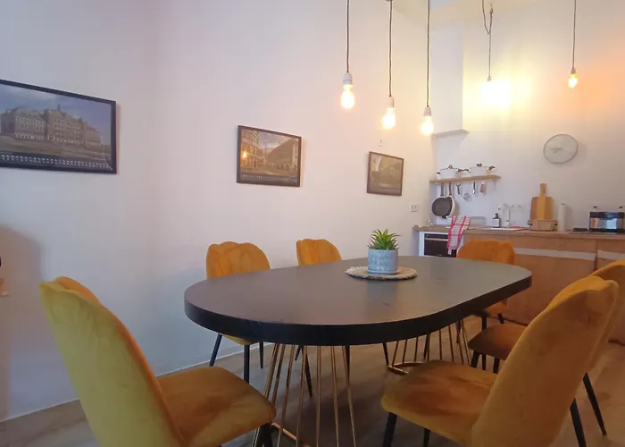 Filmap-apartments-zentrale Lage-boxspringbett-beamer-popcorn-gratis Parkplatz *