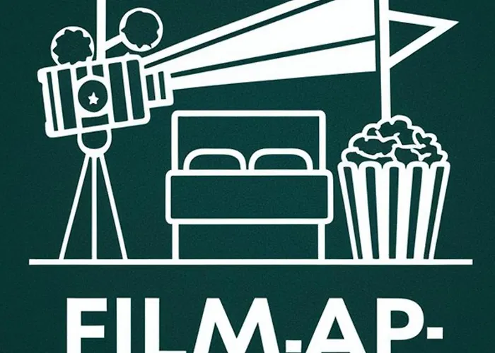 Filmap-apartments-zentrale Lage-boxspringbett-beamer-popcorn-gratis Parkplatz Appartement