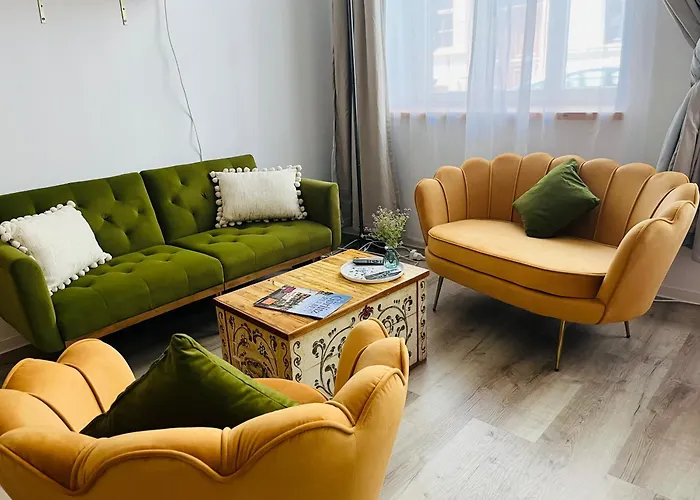 Filmap-apartments-zentrale Lage-boxspringbett-beamer-popcorn-gratis Parkplatz * Görlitz